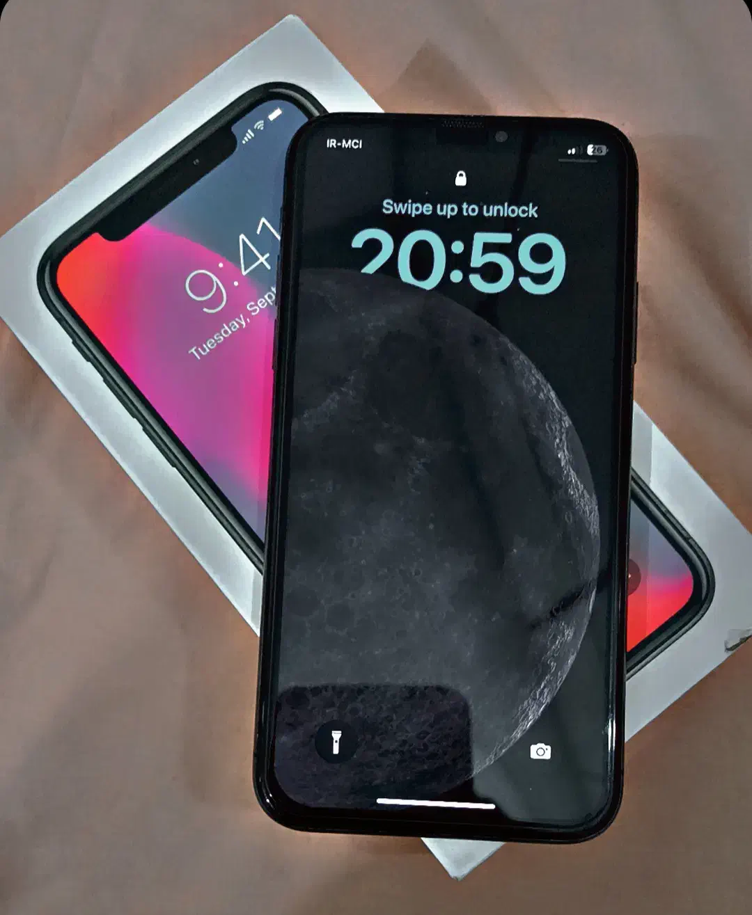 اپل iPhone X با حافظهٔ ۲۵۶ گیگابایت|موبایل|کرمانشاه, |دیوار