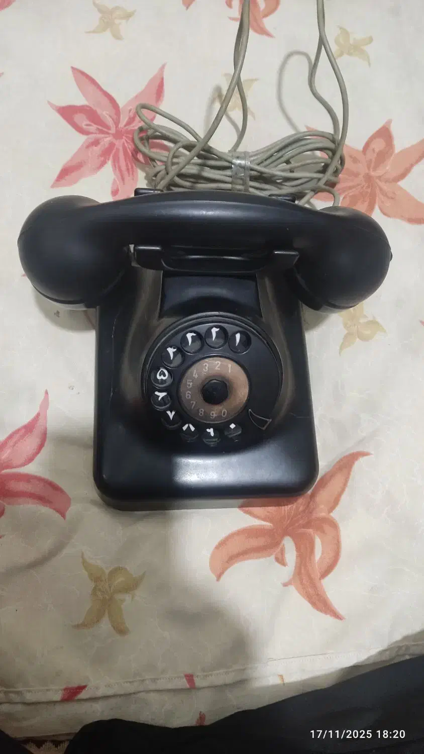 تلفن زیمنس|کلکسیون اشیاء عتیقه|هریس, |دیوار