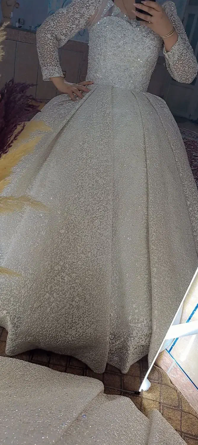 لباس|لباس|اسفراین, |دیوار