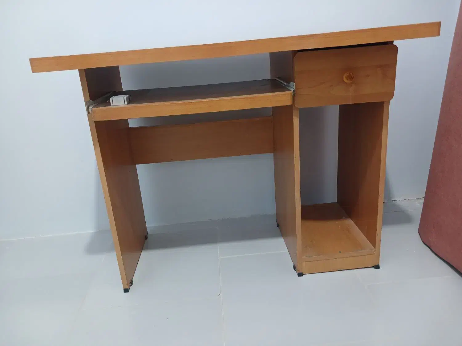 میز کامپیوتر و صندلی|میز تحریر و کامپیوتر|قم, پردیسان|دیوار