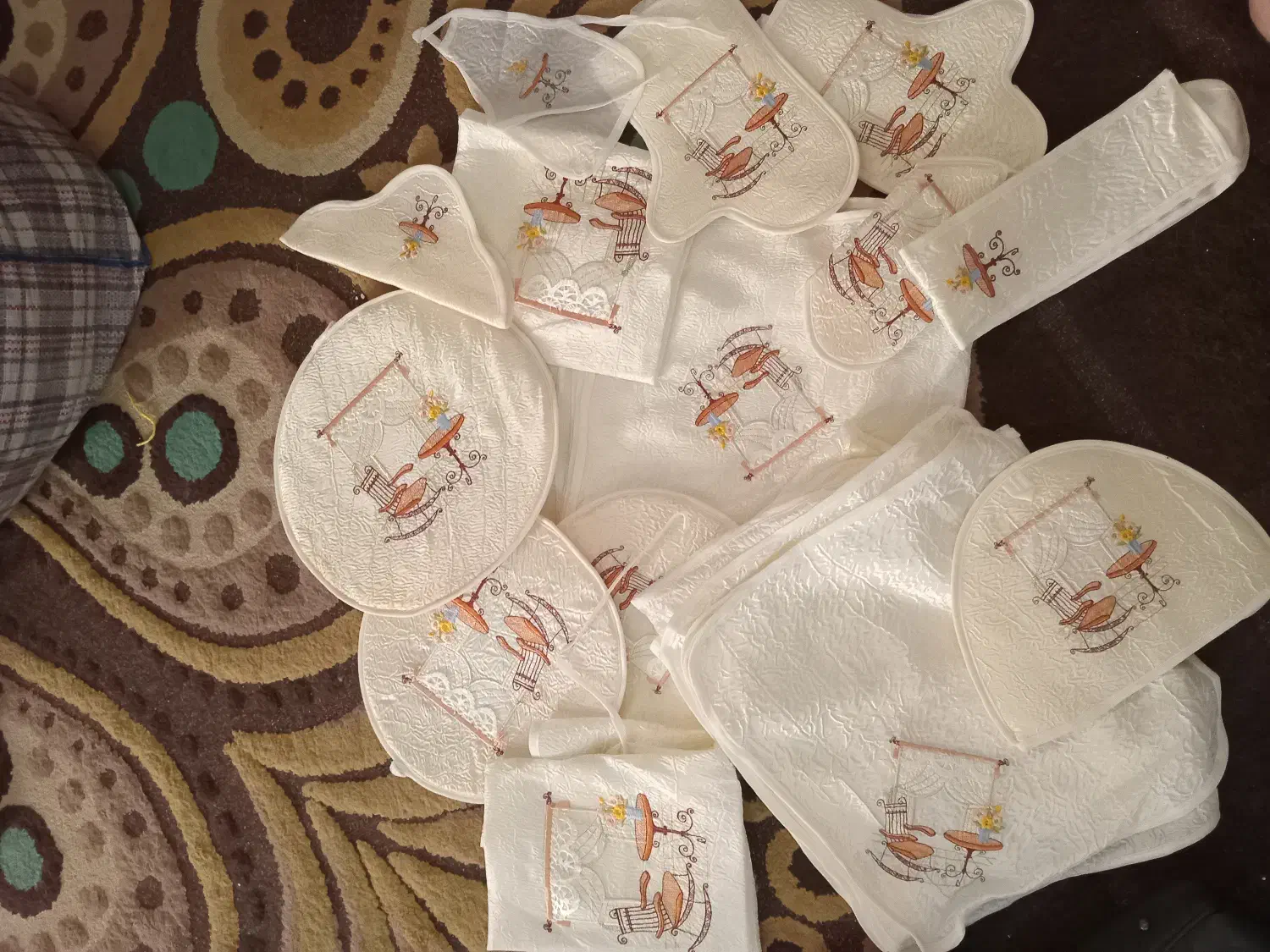 کیف زنانه|کیف، کفش، کمربند|شاهین‌شهر, نظامی|دیوار