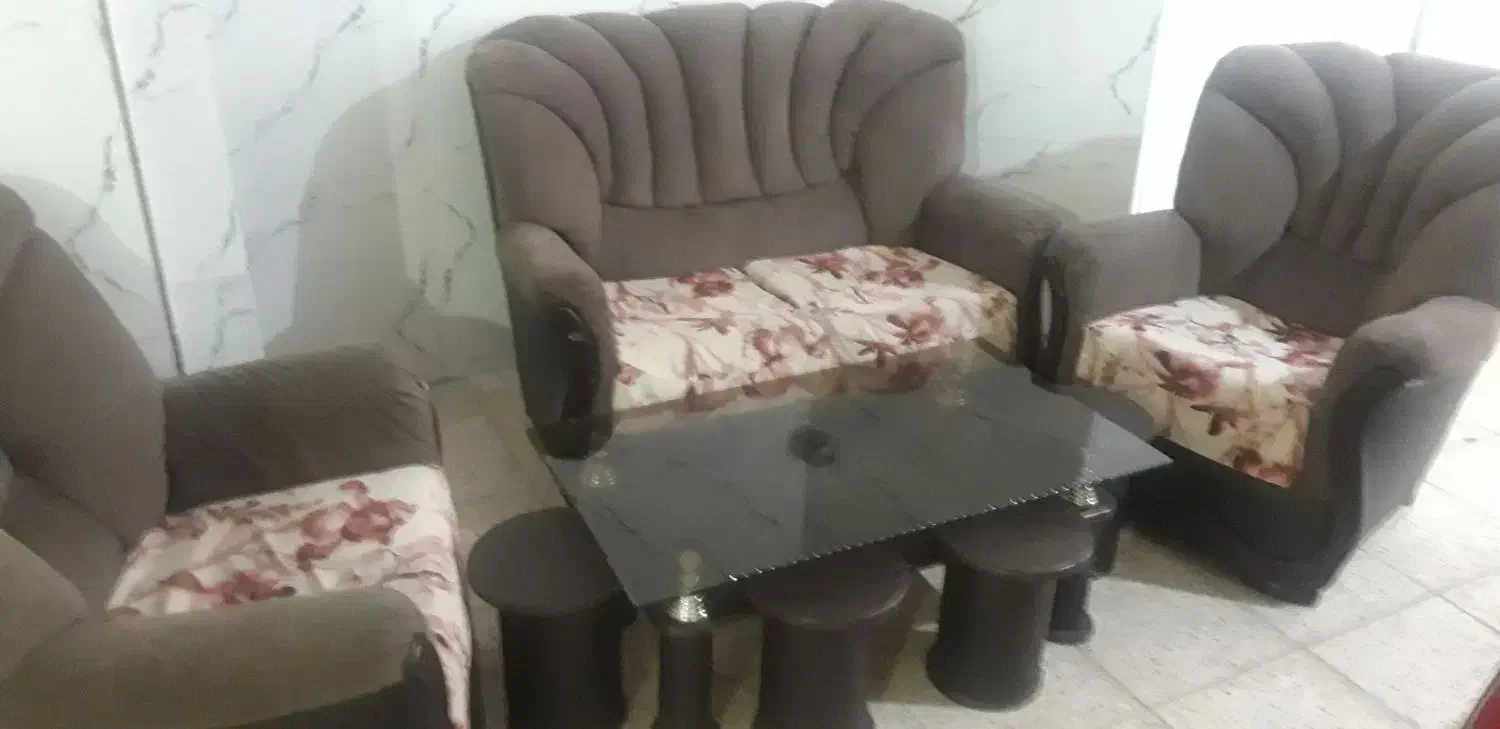 مبل راحتی مناسب خانه باغ و مغازه و میز جلو مبلی|مبلمان خانگی و میز عسلی|کرمانشاه, |دیوار