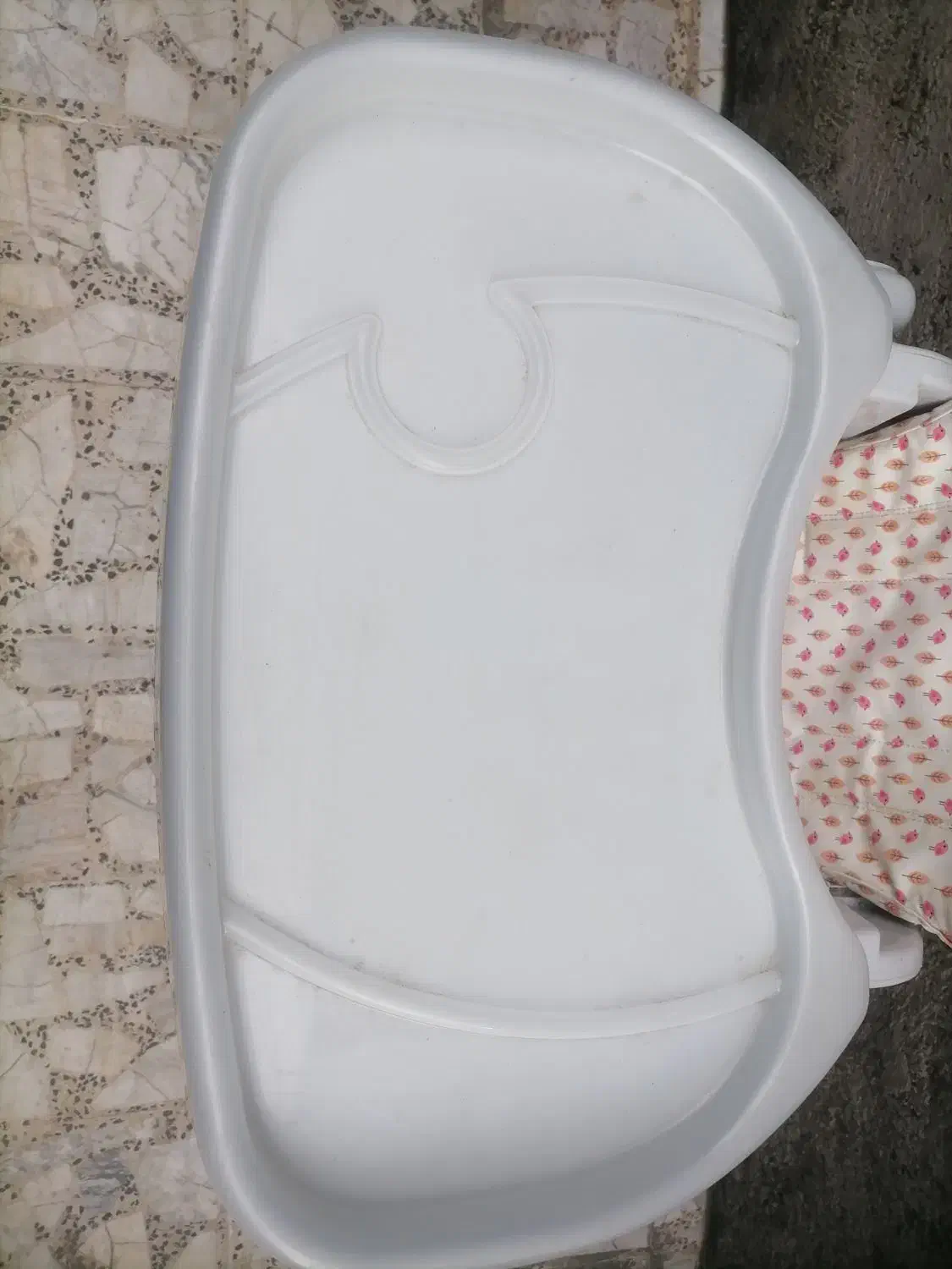 صندلی غذاکودک|میز و صندلی غذاخوری|رشت, دروازه لاکان|دیوار