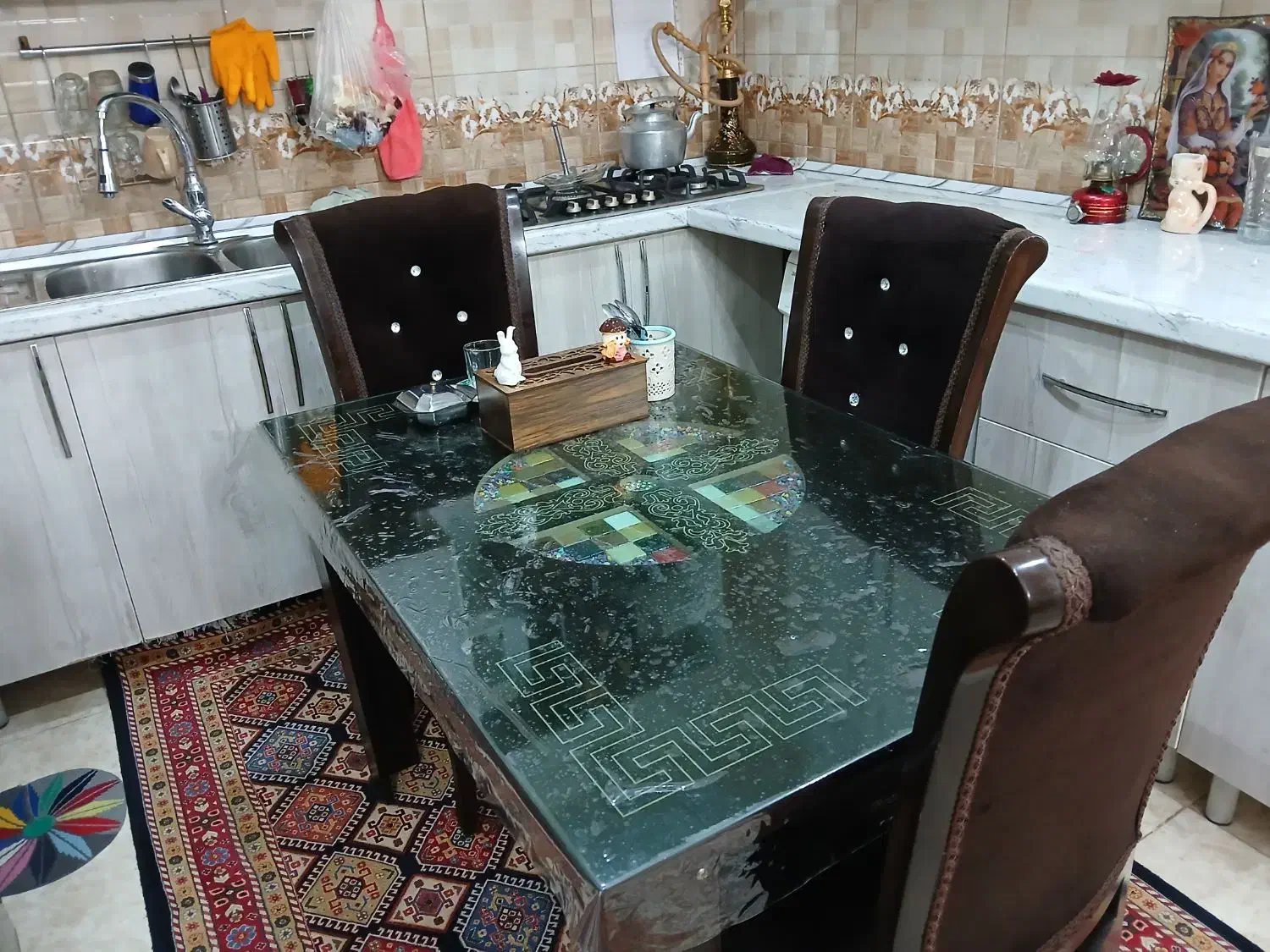 میزنهارخوری|میز و صندلی غذاخوری|باغستان, |دیوار