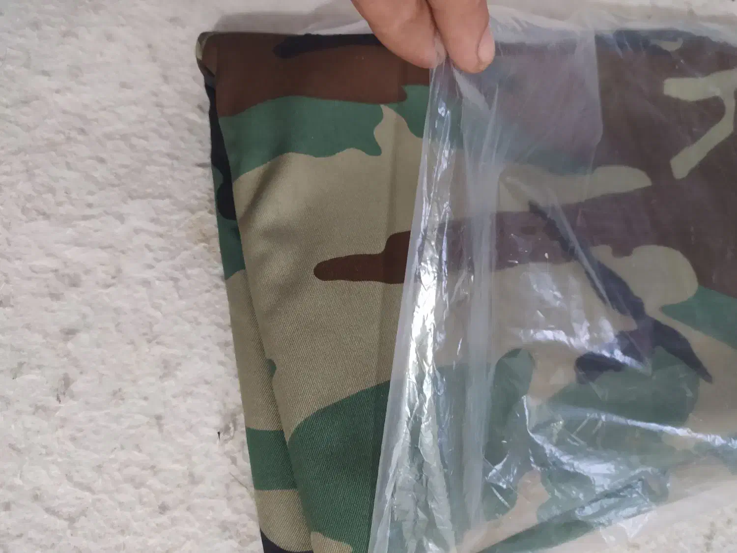 پارچه نظامی|لباس|نگین شهر, |دیوار