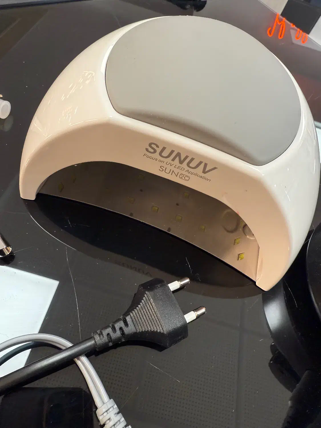 دستگاه یو وی و سوهان برقی|آرایشی، بهداشتی، درمانی|تهران, کوهک|دیوار