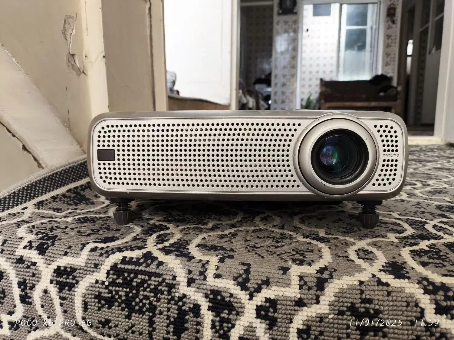 ویدیو پروژکتور|تلویزیون و پروژکتور|قم, تولید دارو و یخچال|دیوار