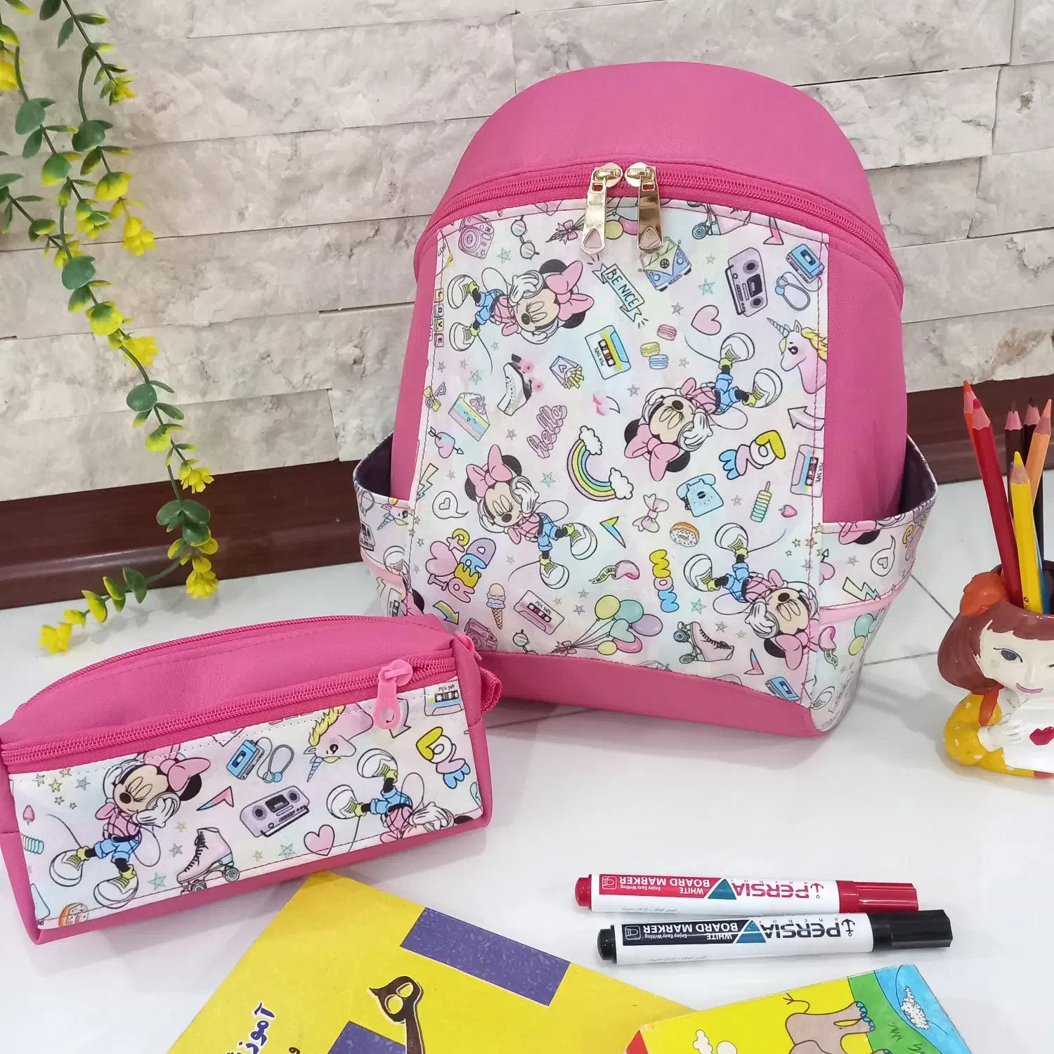 کوله پشتی|کیف، کفش، کمربند|اندیشه, اندیشه فاز ۱|دیوار