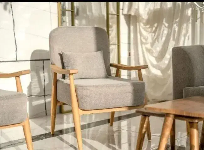 ۱۲۰۰حراج وارد میدان شد مهرگان تولیدی بزرگ اصل ۱۲۰۰|مبلمان خانگی و میز عسلی|صدرا-فارس, فاز ۱|دیوار