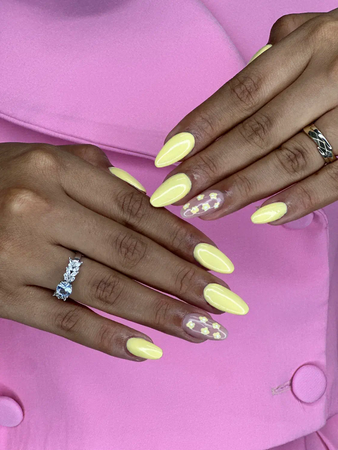 سالن زیبای تخفیف|خدمات آرایشگری و زیبایی|بندرعباس, |دیوار