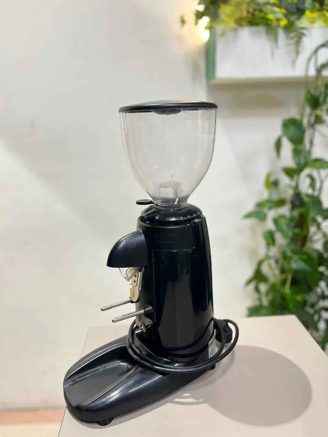 آکهی فروش دو دستکاه آسیاب قهوه COMPAK K3|کافیشاپ و رستوران|قم, صفاشهر|دیوار