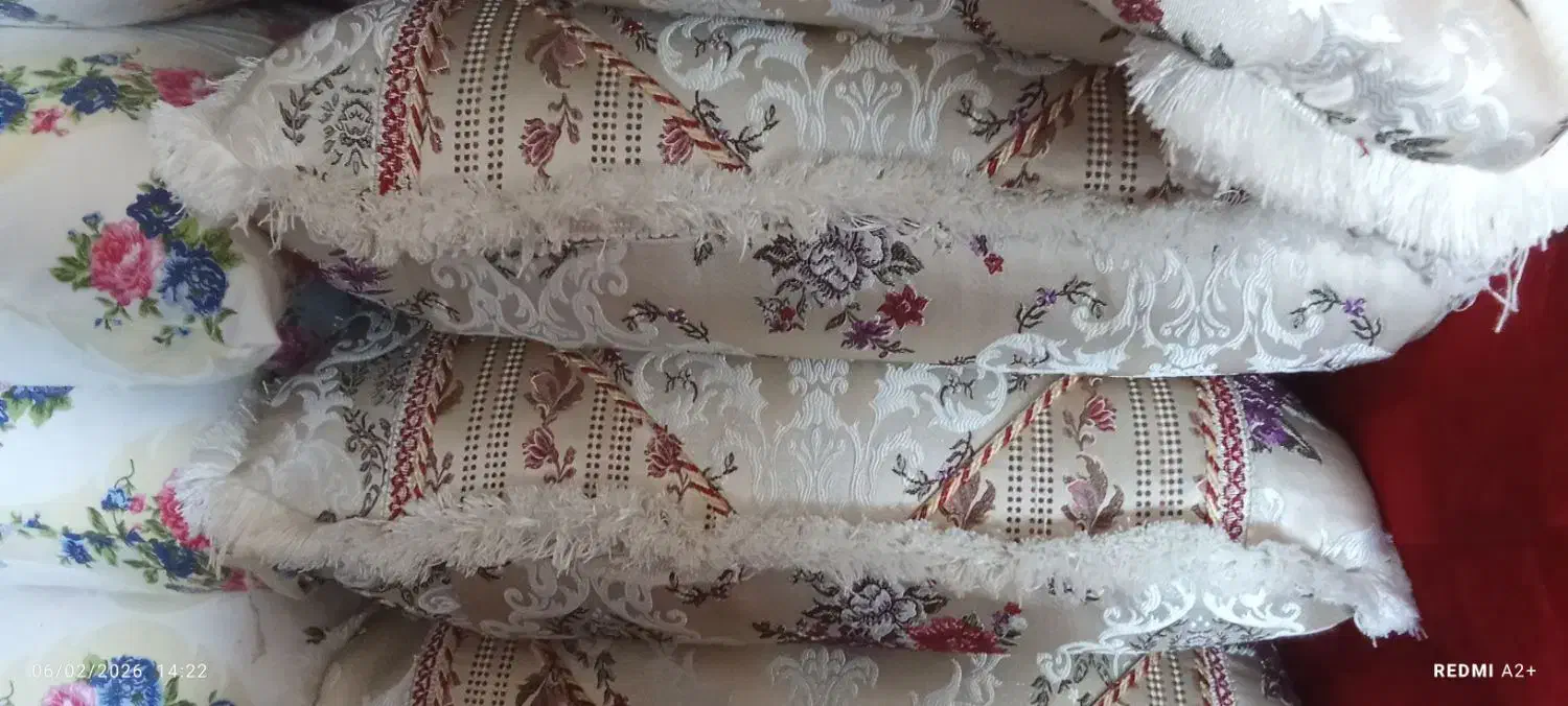 پشتی با روبلشتی|پشتی|یاسوج, |دیوار