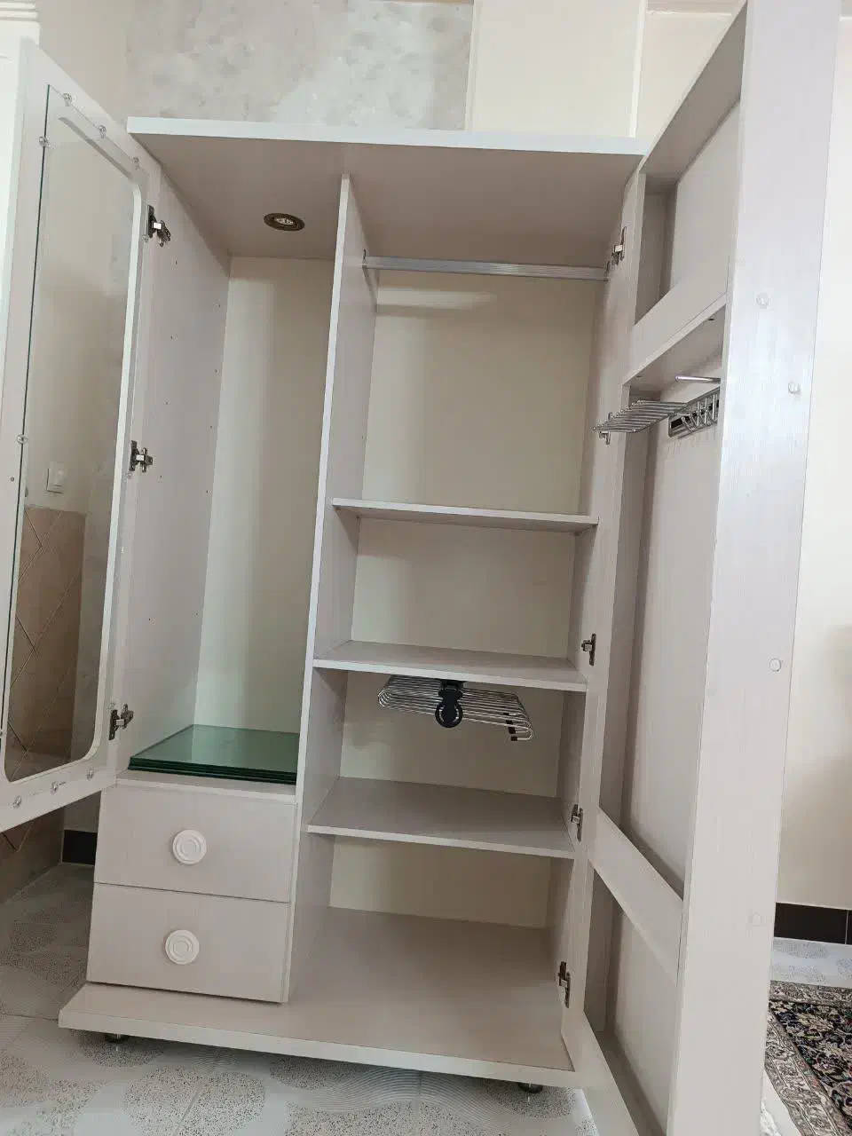 کمد کودک|جاکفشی، کمد، دراور|اسلام‌شهر, شهرک لاله|دیوار