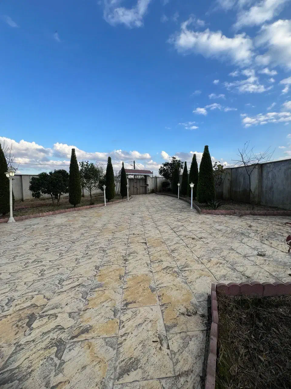 اجاره ویلا 1000متری|اجارهٔ کوتاه‌مدت ویلا و باغ|رشت, یخسازی|دیوار