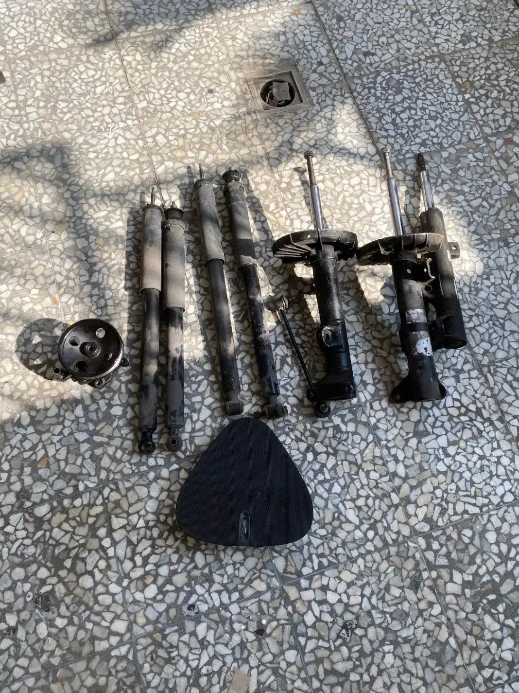 کمک جلو و عقب بنز w۲۰۳|قطعات یدکی و لوازم جانبی|آمل, |دیوار