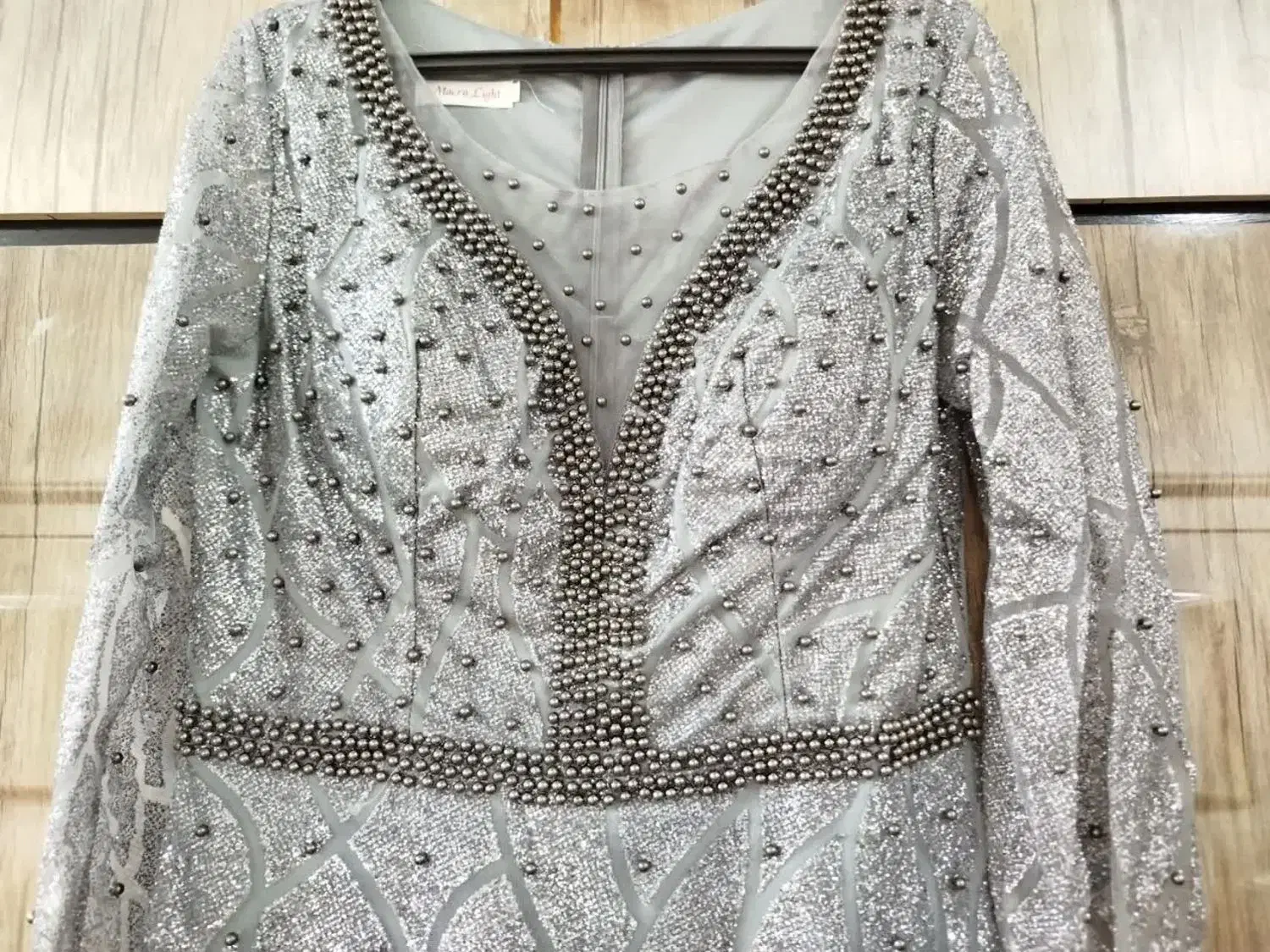 لباس مجلسی|لباس|میبد, |دیوار