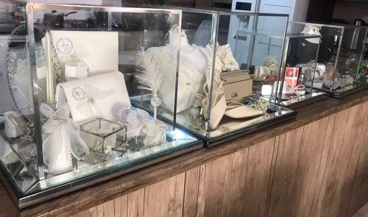 اجاره و فروش باکس شیشه ای بله برون و نامزدی عروس|خدمات پذیرایی، مراسم|پردیس, فاز ۲|دیوار