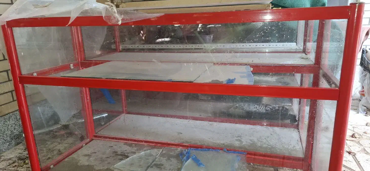 ویترین مانکن رگال چوب کار|فروشگاه و مغازه|پیر بکران, |دیوار