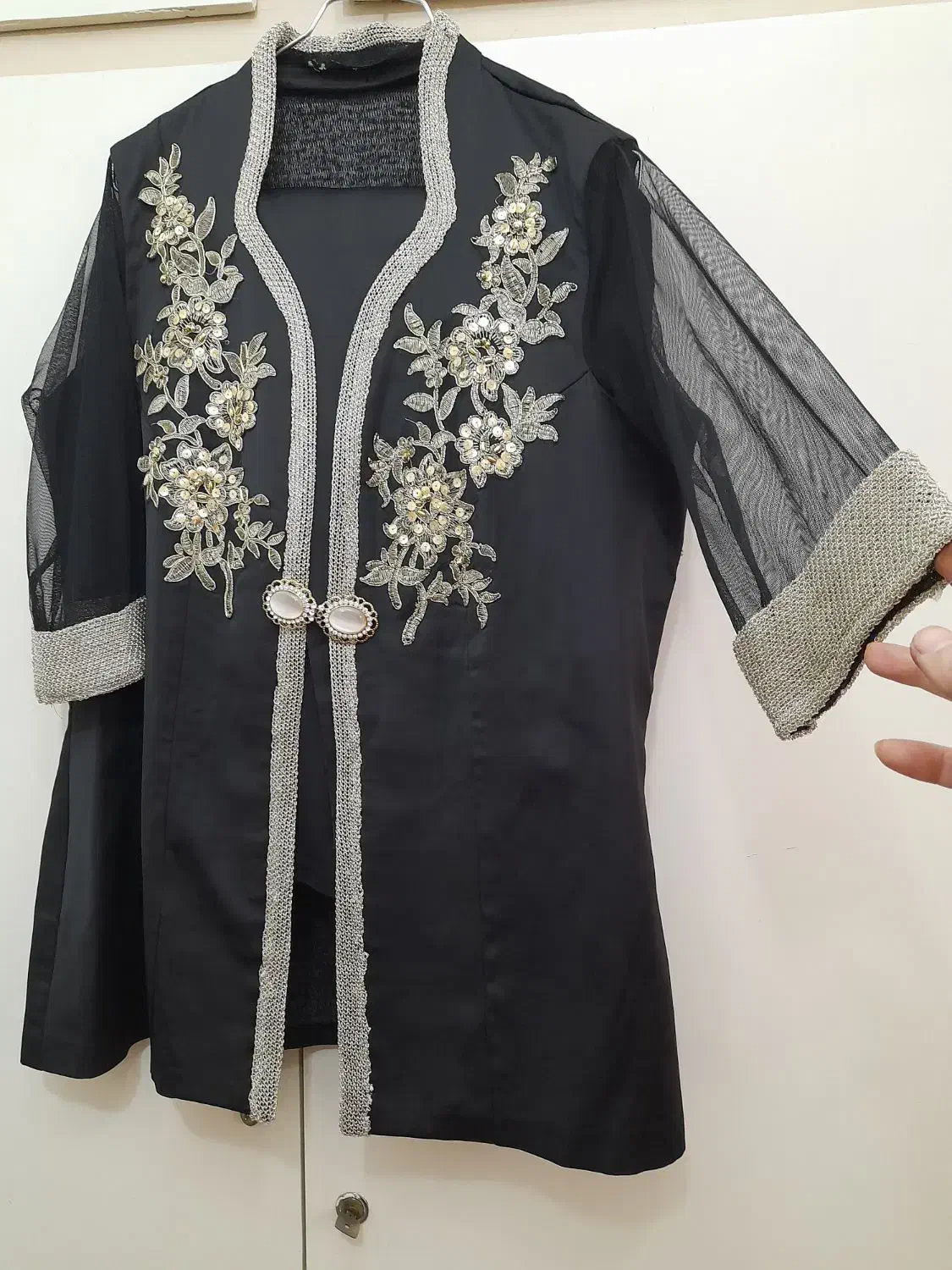 کت شلوار مجلسی|لباس|قرچک, مجتمع مسکونی طبیعت|دیوار