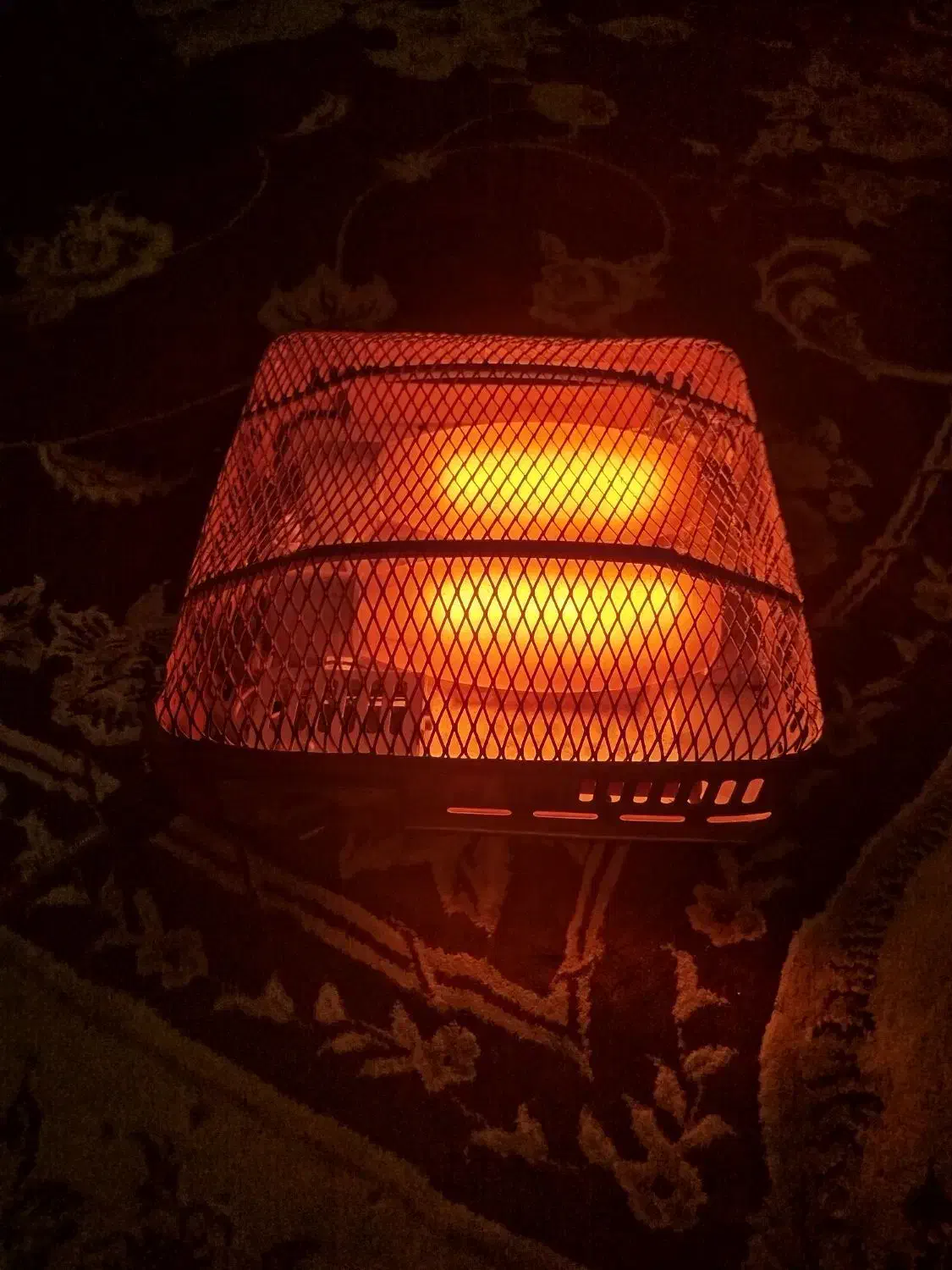 منقل برقی|کلکسیون اشیاء عتیقه|آران و بیدگل, |دیوار