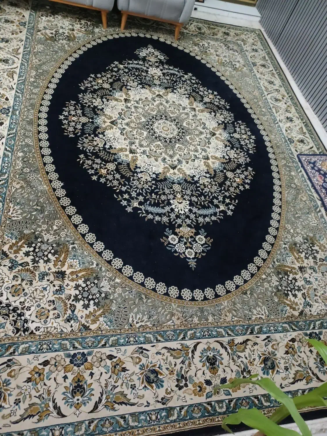 فرش ۱۲متری درحد نو|فرش|بروجن, |دیوار