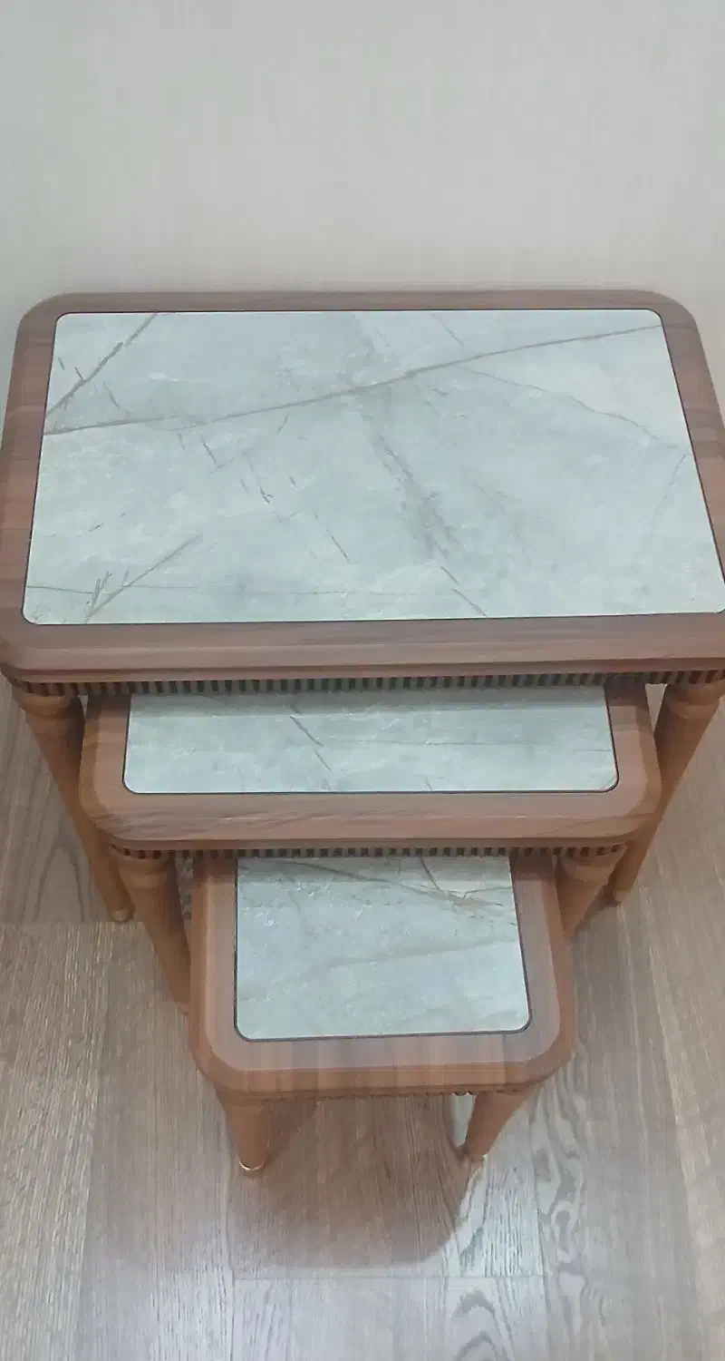 میز ۳ تیکه|میز و صندلی غذاخوری|شاهین‌شهر, فردوسی|دیوار