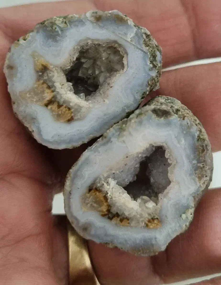 سنگ های اصل|کلکسیون اشیاء عتیقه|اصفهان, دانشگاه اصفهان|دیوار