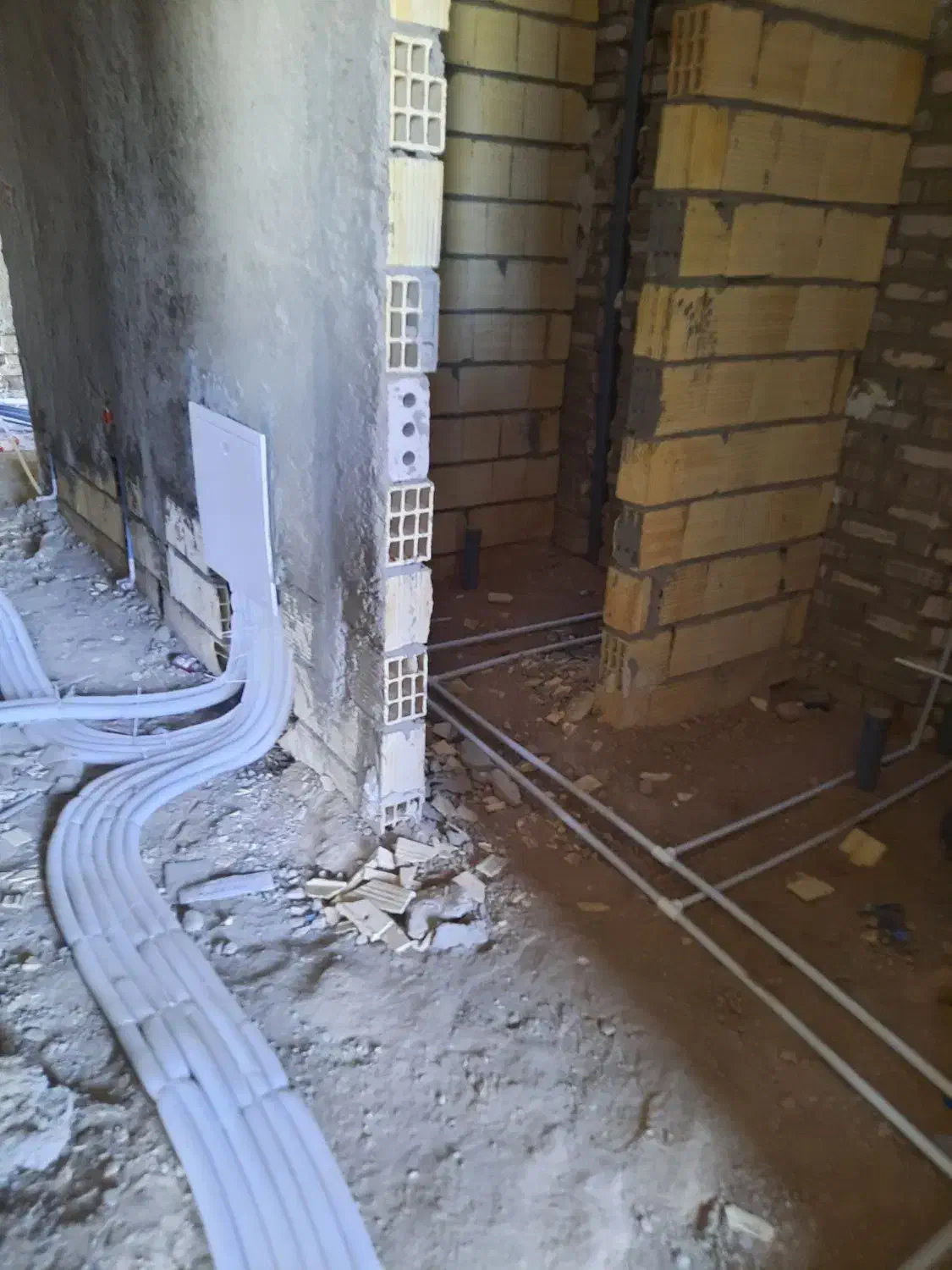 لوله کشی و تاسیسات،نصب پمپ آب،شیرالات.نشت یابی|خدمات پیشه و مهارت|طبس, |دیوار