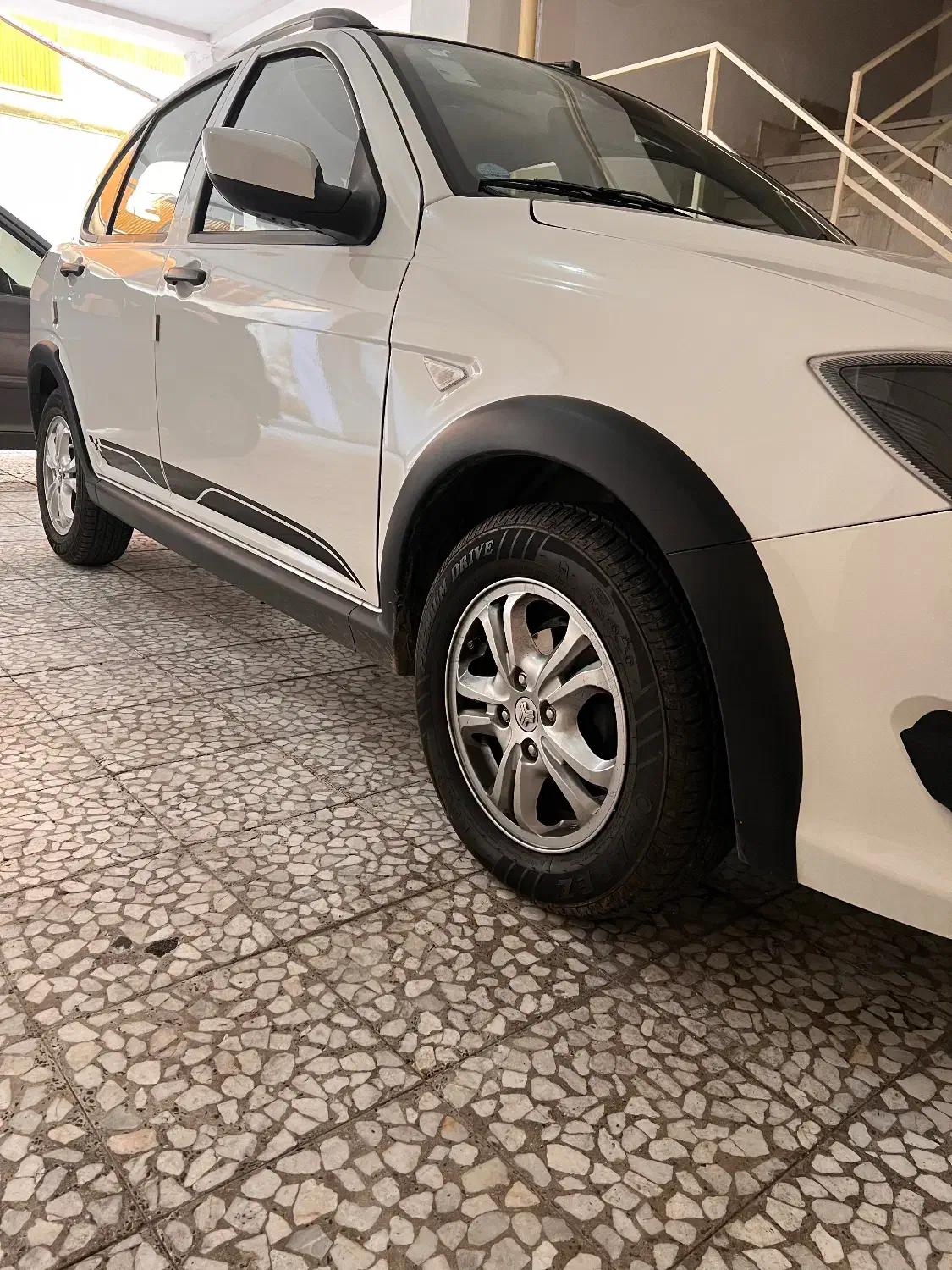 کوییکGXRفول کامل همراه با مانیتور|خودرو سواری و وانت|رشت, پاستوریزه|دیوار