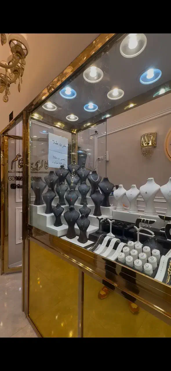 اجاره و رهن مغازه طلا فروشی|اجارهٔ مغازه و غرفه|پرند, فاز ۰|دیوار