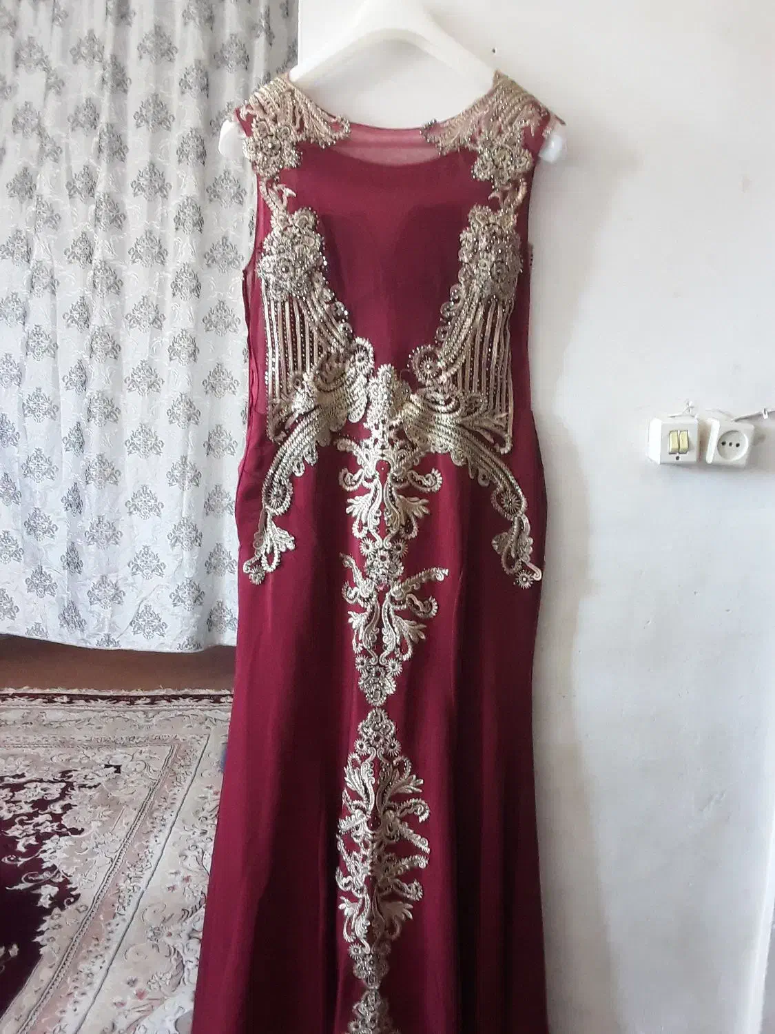 لباس مجلسی|لباس|چناران, |دیوار