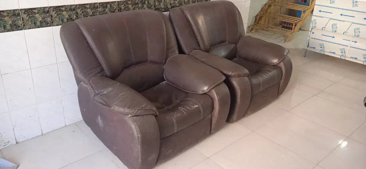 مبل تک نفره نرم با کیفیت دوتا|مبلمان خانگی و میز عسلی|زاهدان, |دیوار