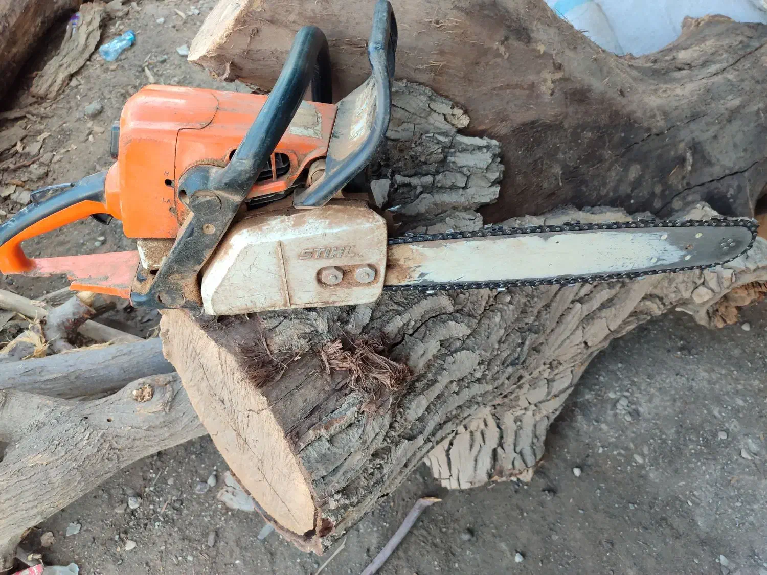 خریدو فروش چوب هیزمی و صنعتی|خدمات باغبانی و درختکاری|کرج, اتمسفر|دیوار