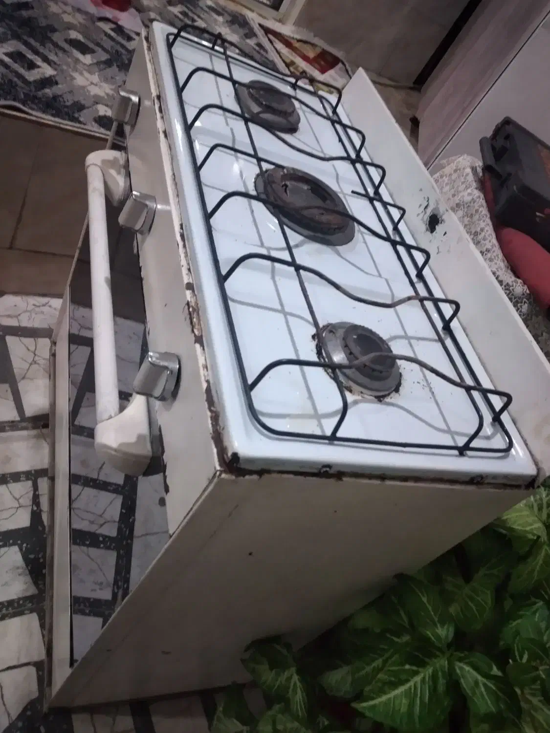 اجاق گاز کارکرده|اجاق گاز و لوازم برقی پخت‌وپز|رشت, جانبازان|دیوار