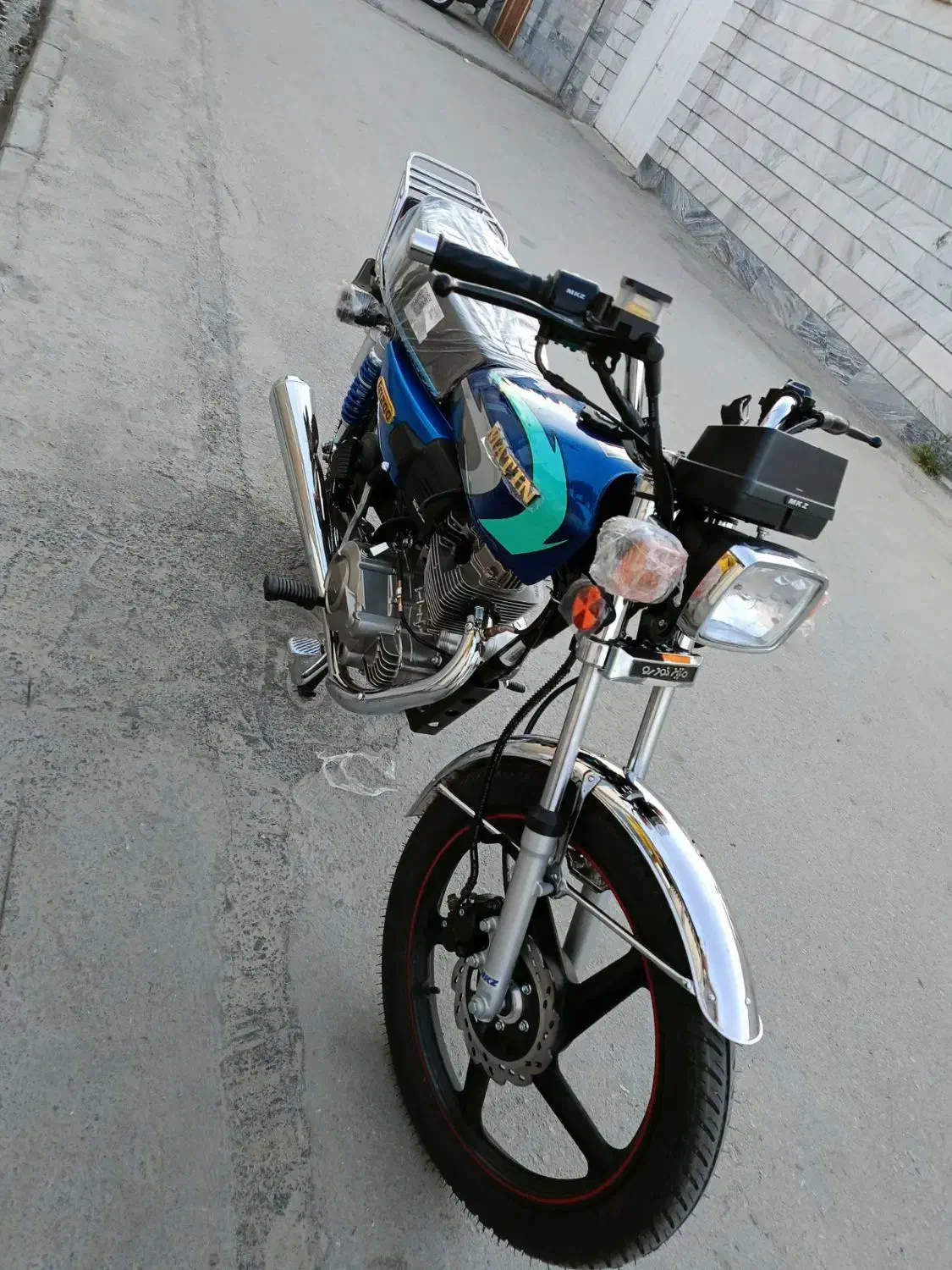 موتور ۲۰۰ متین صفر همه چی تموم|موتورسیکلت|بروجرد, |دیوار