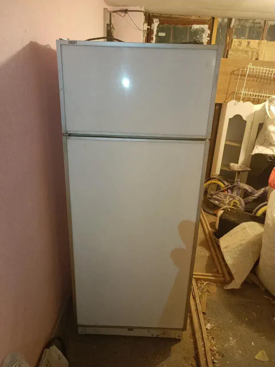 یخچال نفتی انگلیسی|کلکسیون اشیاء عتیقه|بیرجند, |دیوار