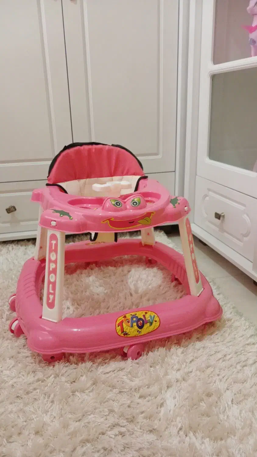 روروئک تازه دخترانه|کالسکه و لوازم جانبی|لاهیجان, کوی آزادگان|دیوار