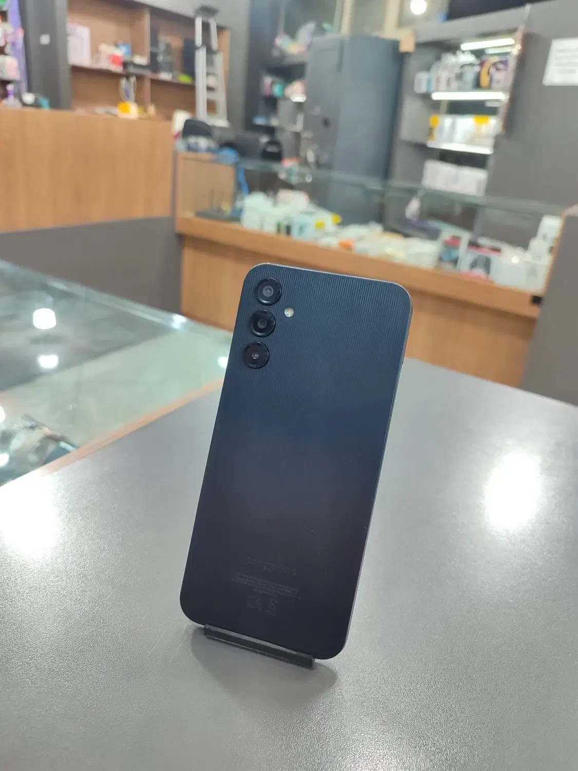 a14|موبایل|چهارباغ, |دیوار