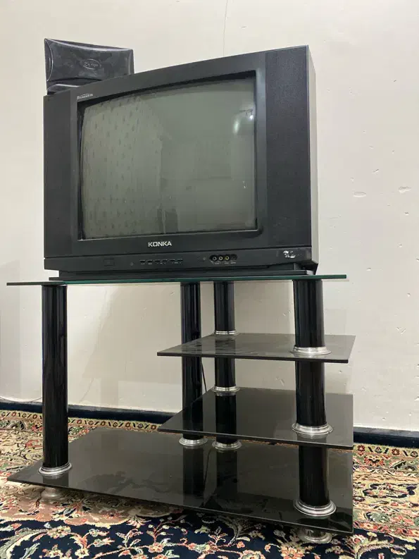 تلویزیون و زیر تلویزیون|تلویزیون و پروژکتور|ایلام, |دیوار