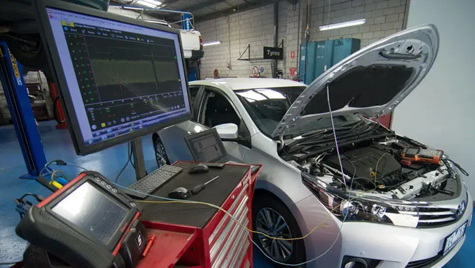 خدمات مکانیکی و برق خودرو|خدمات موتور و ماشین|نجف‌آباد, امام خمینی|دیوار