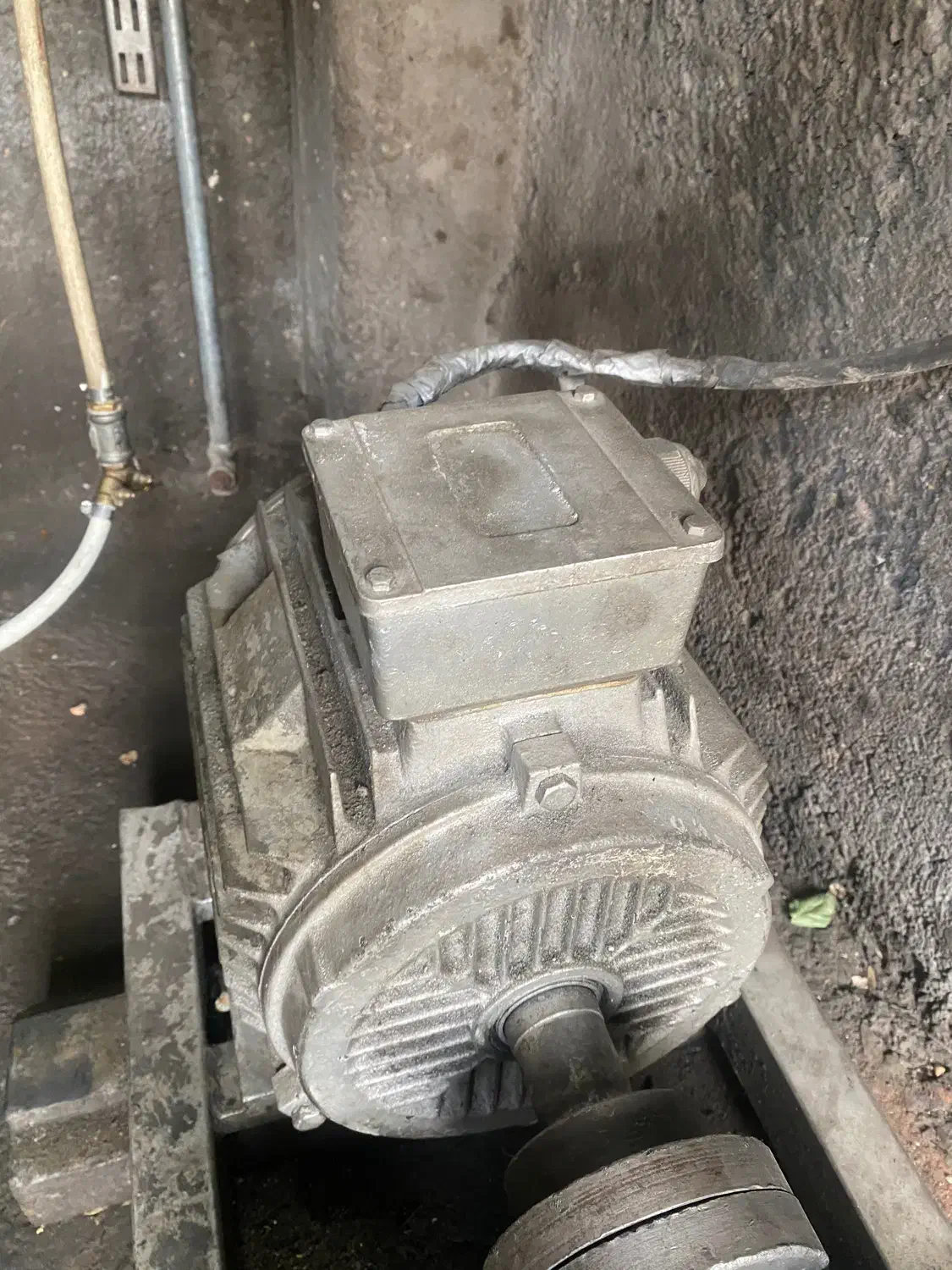 دینام ۳فاز کار کرده در حد نو|ابزارآلات|بازرگان, |دیوار