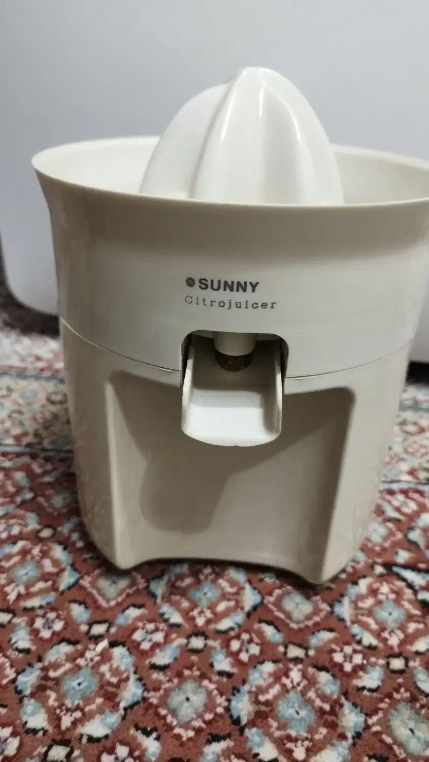 آب مرکبات گیری کاملا سالم و قوی موتور سنگین|آبمیوهگیر و آبمرکباتگیر|تهران, فلاح|دیوار