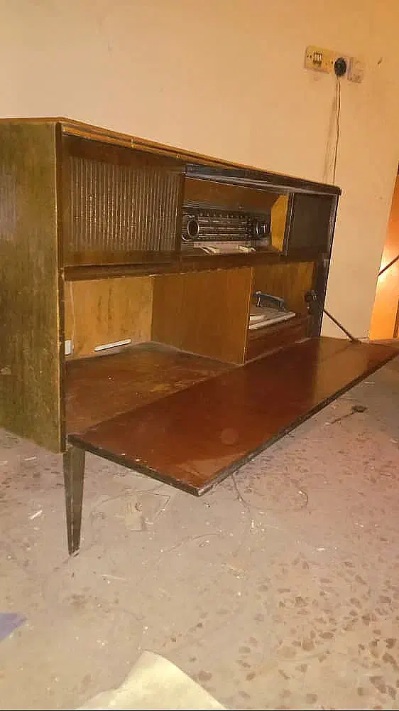 گرامافون مبله آلمانی|کلکسیون اشیاء عتیقه|اصفهان, مهدی آباد|دیوار