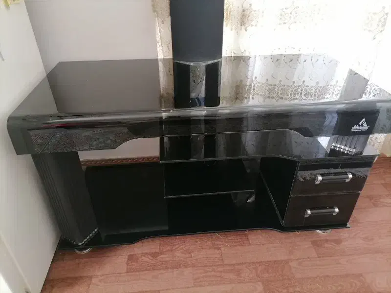 وسایل منزل|میز تلویزیون|زرند, |دیوار