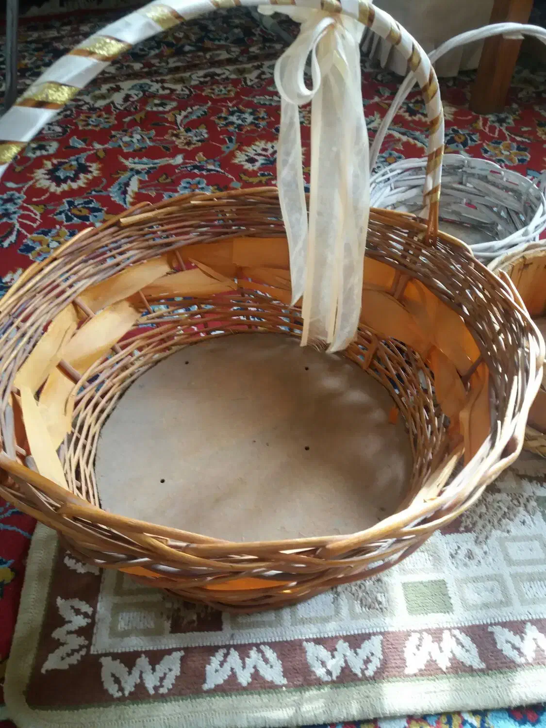 سبد حصیری وبطری تزئینی|صنایع دستی و سایر لوازم تزئینی|مشهد, هفت تیر (حافظ)|دیوار