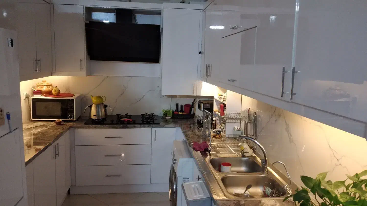 آپارتمان ۸۵ متری اوایل امیریه|فروش آپارتمان|مشهد, امیریه|دیوار