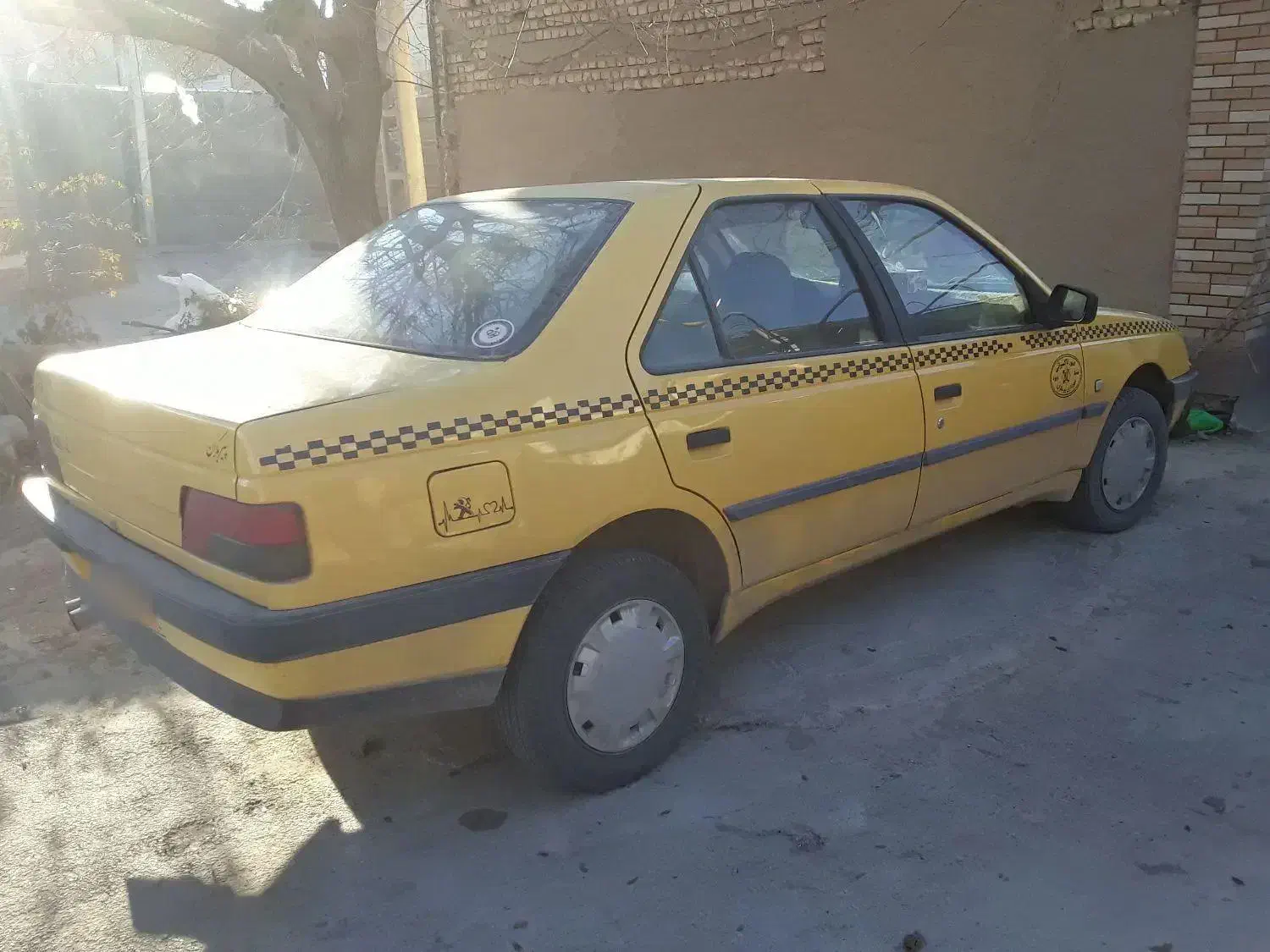 پژو تاکسی مدل۱۳۹۵|خودرو سواری و وانت|پیر بکران, |دیوار