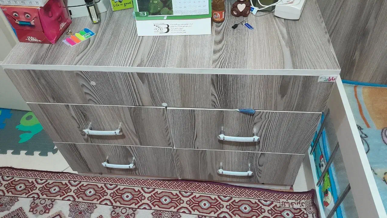 تخت و کمد کودک|تخت و صندلی بچه|تهران, امام زاده حسن|دیوار
