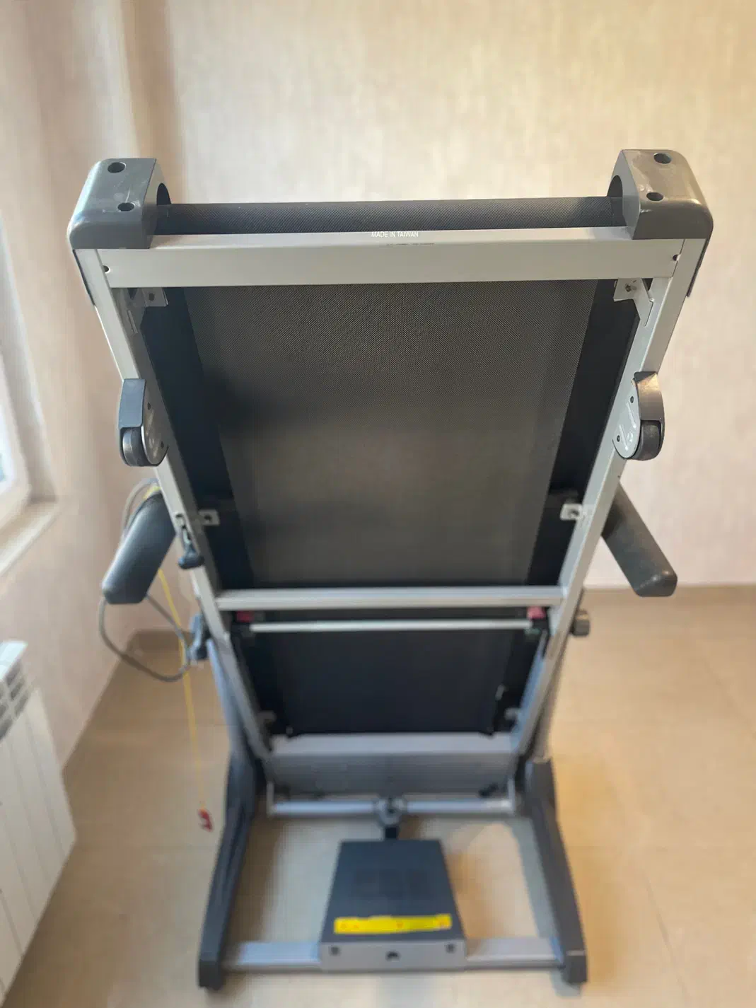 تردمیل|تجهیزات ورزشی|رشت, گلسار|دیوار