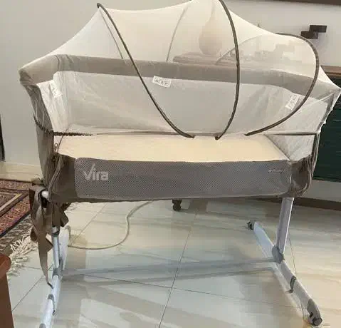 تخت کنار مادر برند ویرا|تخت و صندلی بچه|فردیس, ثابتی|دیوار